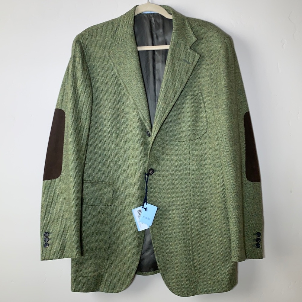 New with tags Malo Mens Wool Italian Blazer in Green with herringbone pattern